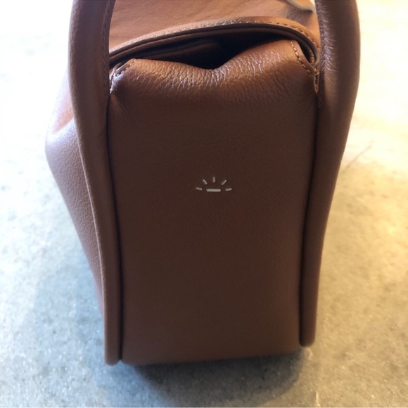 DeMaker Dilly Bag in Caramel Cafe - Picture 9 of 16